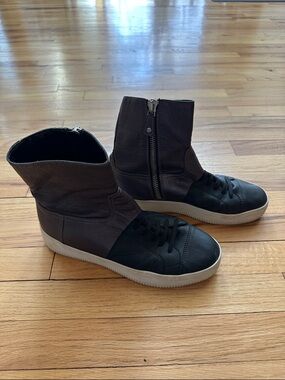 Greymer Italian Leather High Top Zip Sneakers